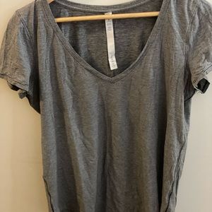 Lululemon Love V-Neck T-shirt